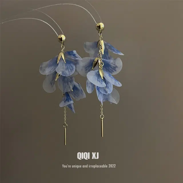 澜耀 冰蓝絮语 冰淬蓝色花朵人造水晶流苏  清冷风气质轻奢高级感耳饰#好运 铜合金 耳环 女款