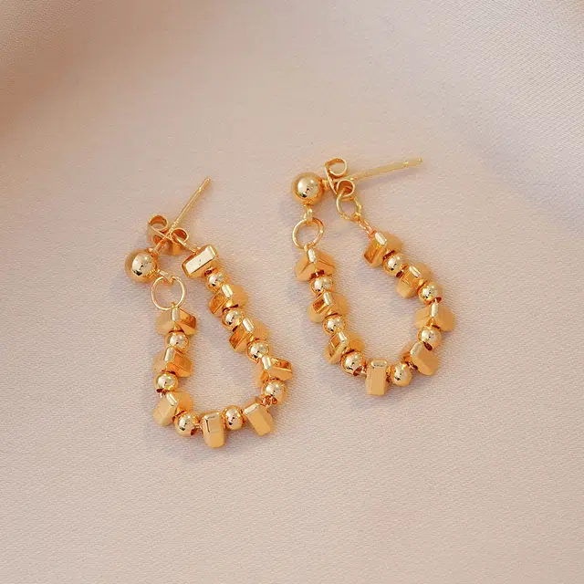 LANYAO Twisted Cube Chain Earrings