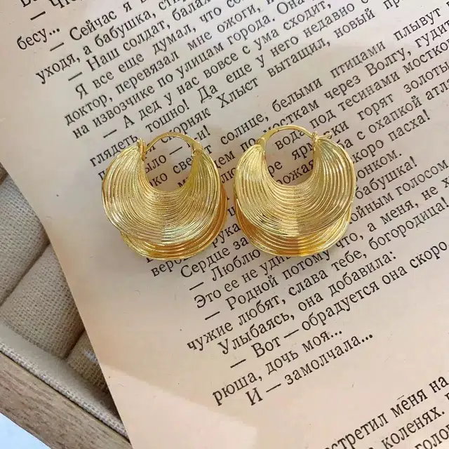 澜耀 金褶涟漪 复古欧美夸张金色层叠时尚大圈 铜合金 耳环 女款