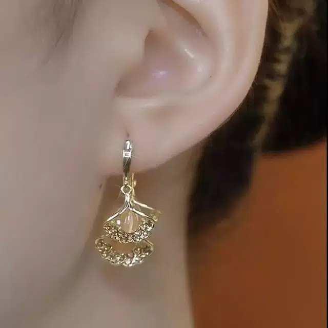 澜耀 金叶 银杏叶优雅耳坠 轻奢小众设计气质高级感耳饰 合金 耳环 女款