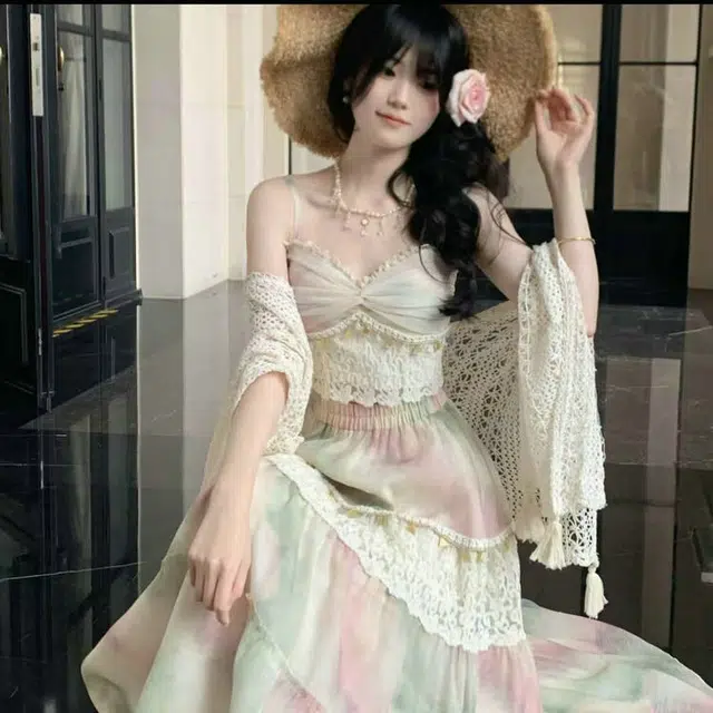 小菊川栗 学院风时尚休闲潮流甜辣穿搭曼日花事氛围感晕染印花海边度假吊带半裙裙装套装 女款