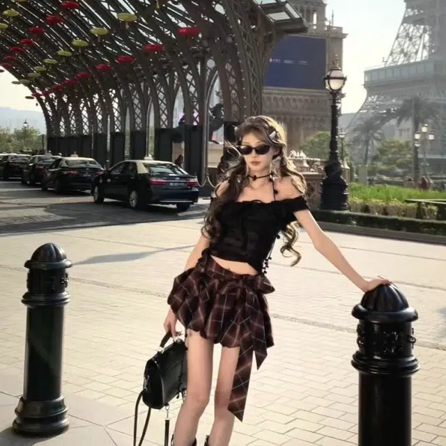 小菊川栗 学院风时尚休闲潮流纯欲甜美装女一字肩波点挂脖上衣格纹蝴蝶结蓬蓬裙子一整套裙装套装 女款