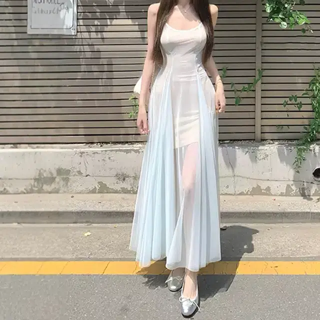 小菊川栗 时尚舒适百搭吊带连衣裙 女款 浅蓝