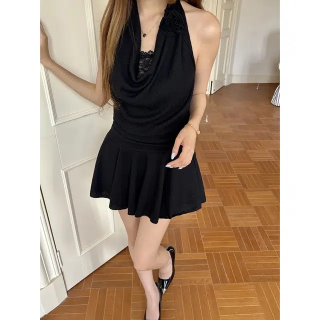 小菊川栗 学院风时尚休闲潮流甜辣穿搭暗夜精灵性感假两件蕾丝裙女挂脖短裙子吊带连衣裙 女款