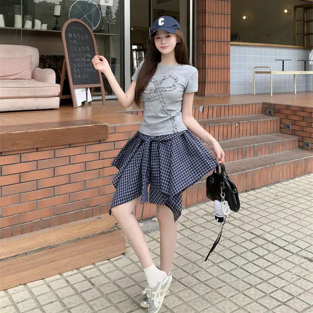 小菊川栗 舒适百搭休闲短袖上衣简约气质优雅半身裙裙装套装 女款