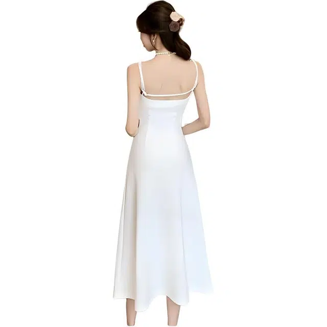 小菊川栗 纯色方领简约长款吊带连衣裙 女款 白色