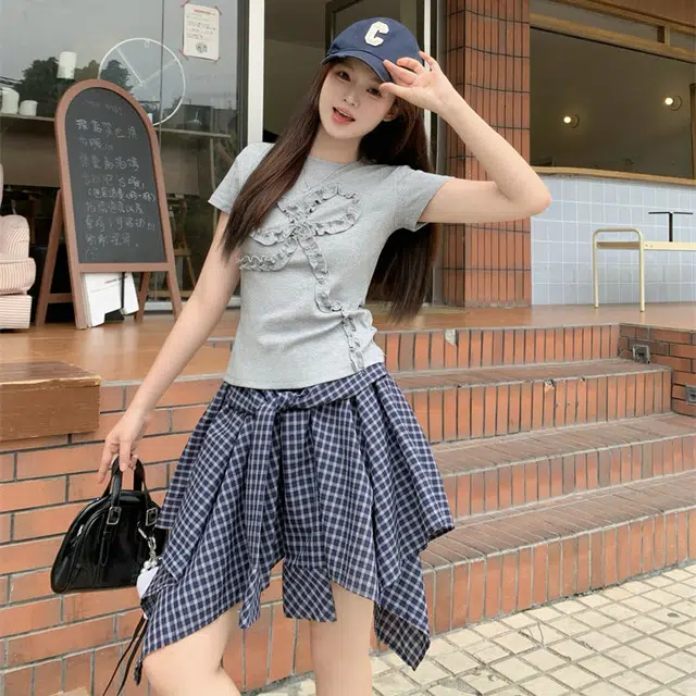 小菊川栗 舒适百搭休闲短袖上衣简约气质优雅半身裙裙装套装 女款