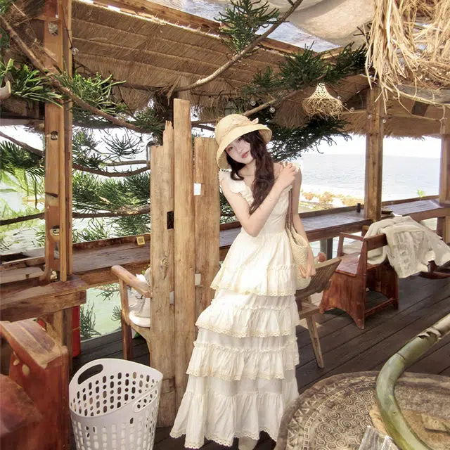 小菊川栗 法式复古高端精致小飞袖杏色蛋糕复古宫廷风气质吊带长裙短袖连衣裙 女款