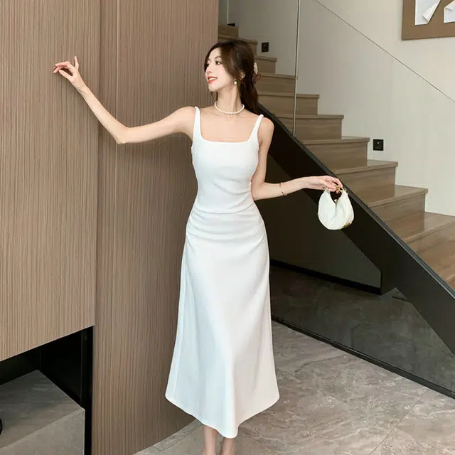小菊川栗 纯色方领简约长款吊带连衣裙 女款 白色