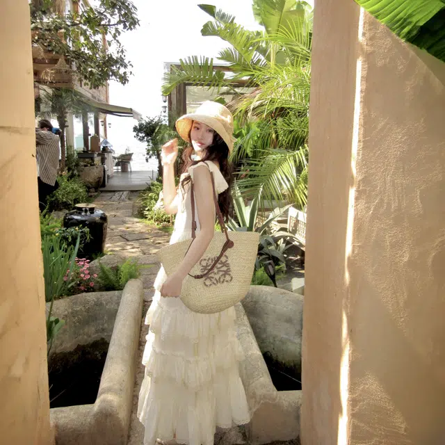 小菊川栗 法式复古高端精致小飞袖杏色蛋糕复古宫廷风气质吊带长裙短袖连衣裙 女款