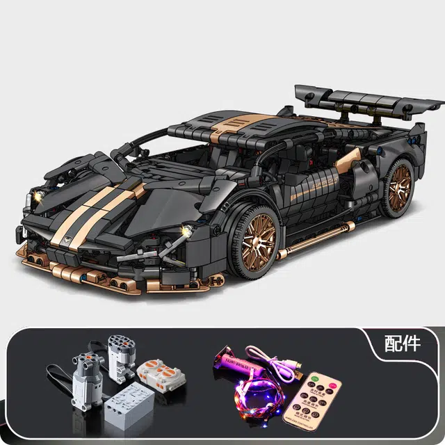 极慧猫 赛博朋克兰博黑金牛积木车 拼装模型