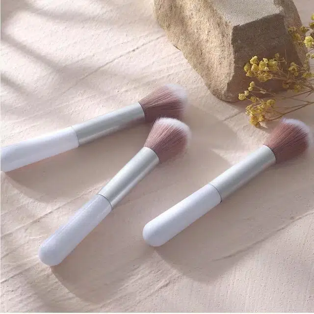 顽顽  单支小奥丁软毛化妆刷便携款高光刷腮红刷美妆工具