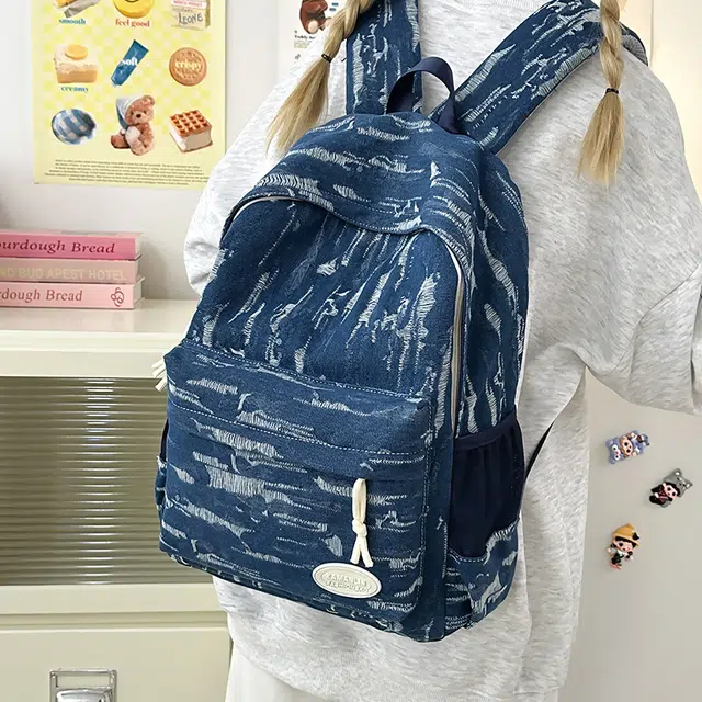 雅鹿 韩系水洗做旧破洞小众设计感初高中大学生书包轻便百搭通勤运动电脑背包 牛仔布 双肩包 常规 男女同款情侣款 深蓝/蓝色/黑色