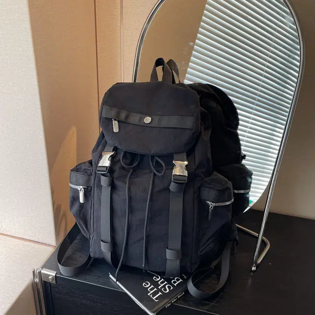 雅鹿 韩系盖帽多口袋抽绳运动瑜伽包户外防水耐脏耐磨 布 双肩包 男女同款情侣款 黑色/米白/灰色/卡其