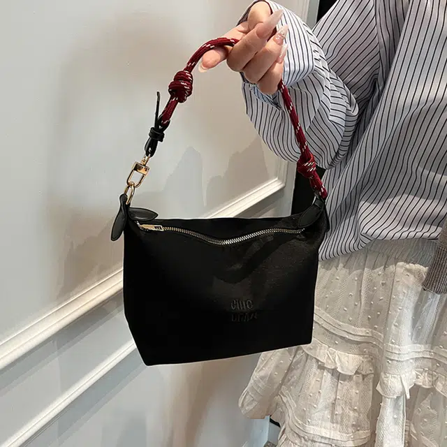 雅鹿 简约小众设计纯色通勤 尼龙布 单肩包 女款 白色/黑色