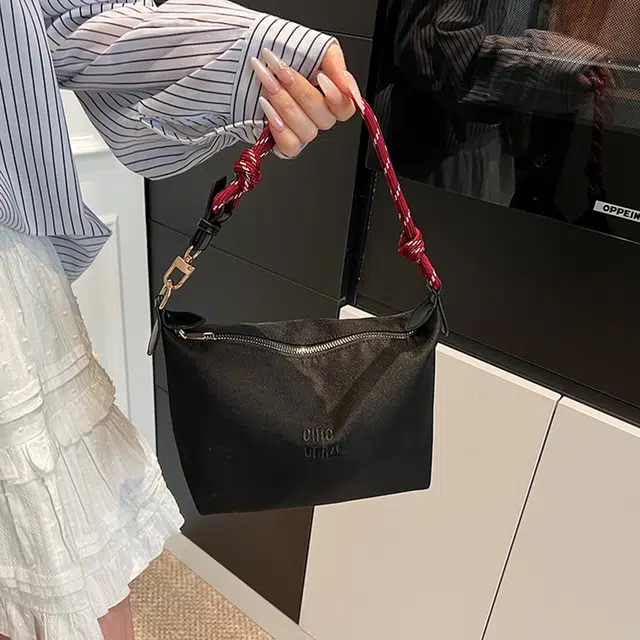 雅鹿 简约小众设计纯色通勤 尼龙布 单肩包 女款 白色/黑色