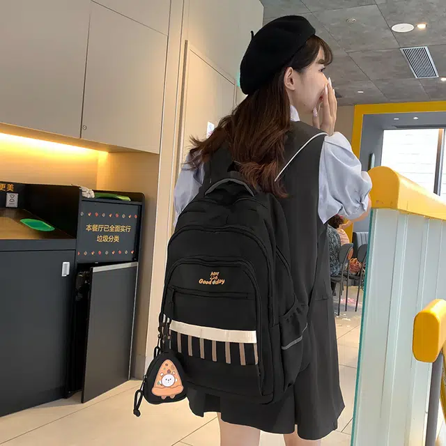 雅鹿 日系撞色钢琴键设计小众时尚 尼龙 双肩包 女款 多色
