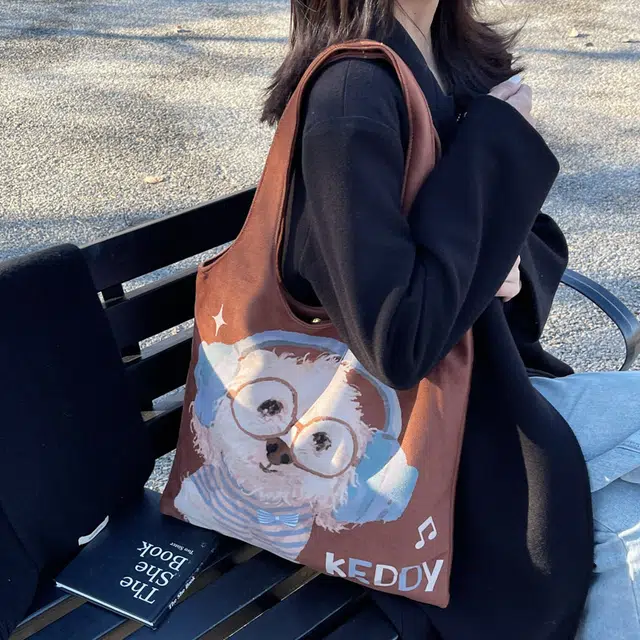 雅鹿 小众卡通可爱设计休闲简约日常 布 单肩包 常规 女款 焦糖色