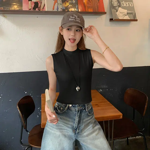 MISS FLY T