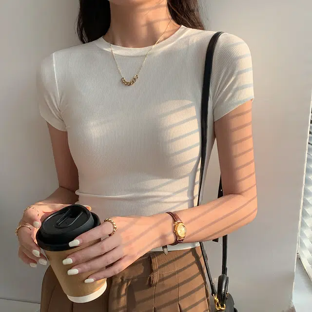 MISS FLY T