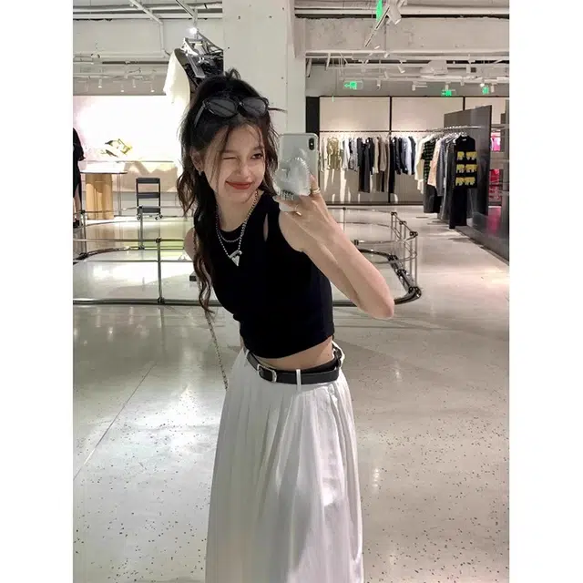 MISS FLY