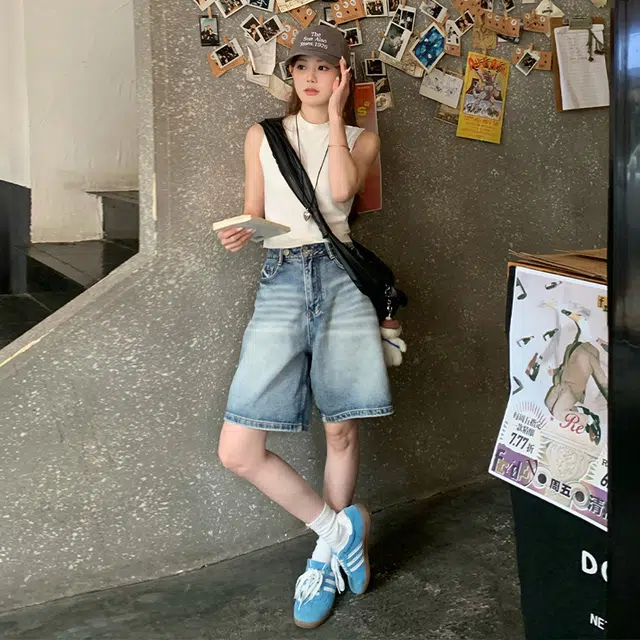 MISS FLY T