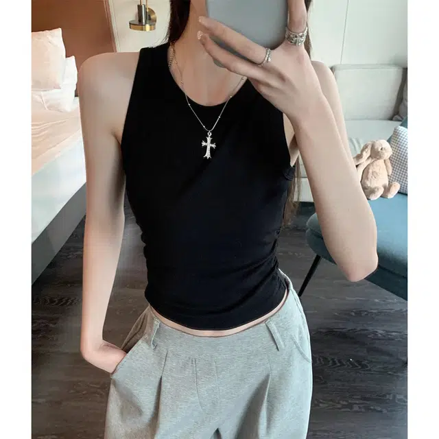 MISS FLY T
