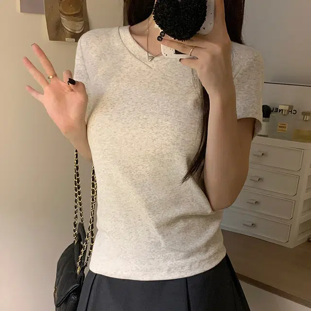 MISS FLY V T