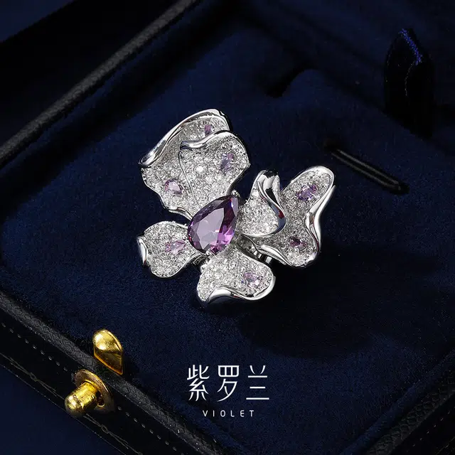 VIOLET