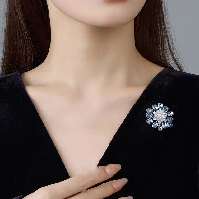 VIOLET