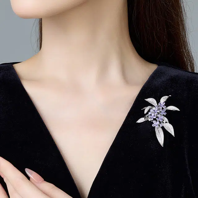 VIOLET