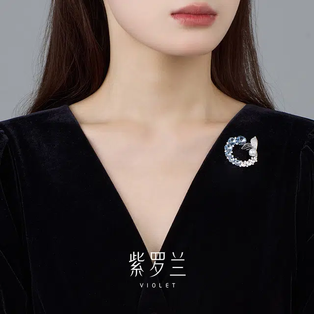 VIOLET