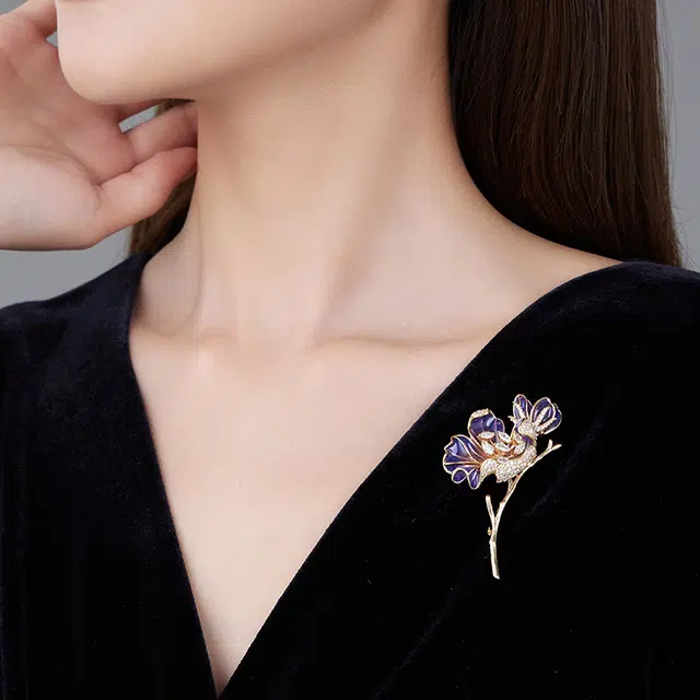 VIOLET