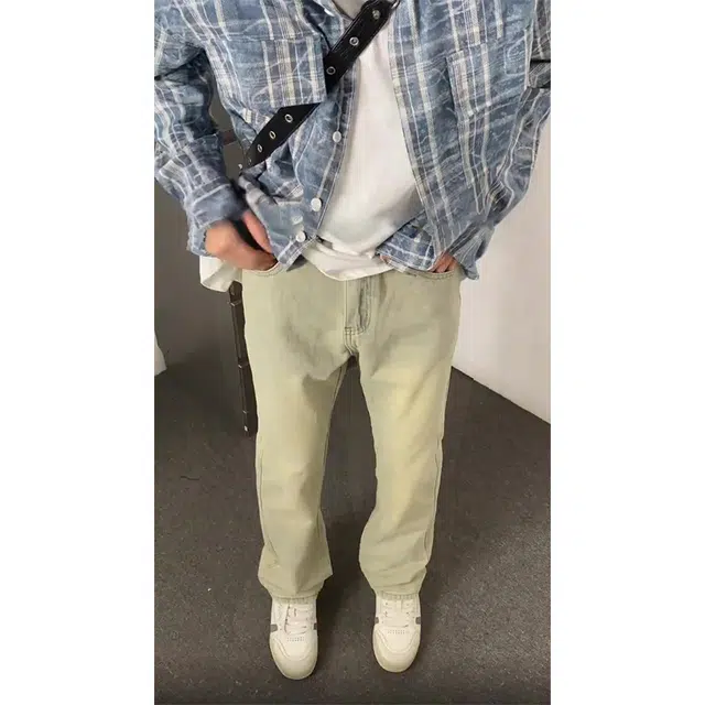 PAINT STAIN