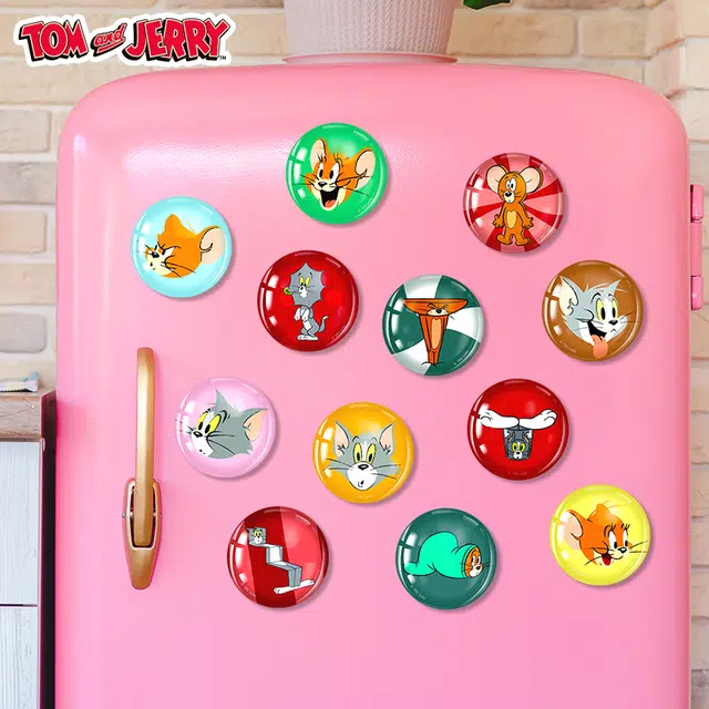 TOM AND JERRY