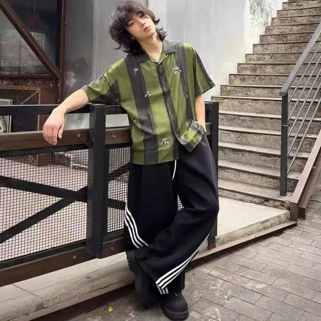 木木兔 复古美式时尚简约轻便透气桑巴个性刺绣凉感条纹短袖衬衫 男款