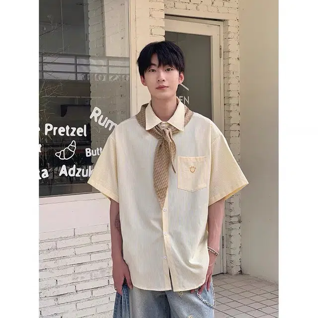 木木兔 复古美式透气时尚条纹笑脸简约学生潮流短袖衬衫 男款