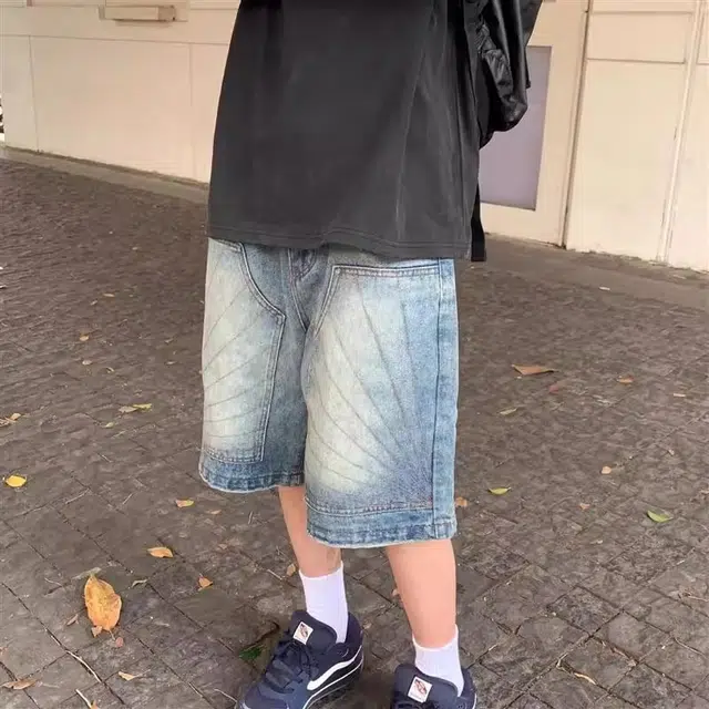 木木兔 水洗做旧潮牌休闲小众时尚设计感百搭宽松五分裤牛仔短裤 男款