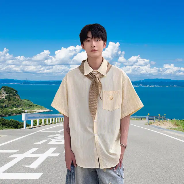 木木兔 复古美式透气时尚条纹笑脸简约学生潮流短袖衬衫 男款