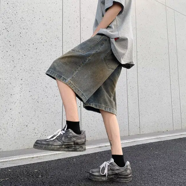 木木兔 美式高街复古潮牌休闲时尚百搭设计感小众宽松五分裤牛仔短裤 男款