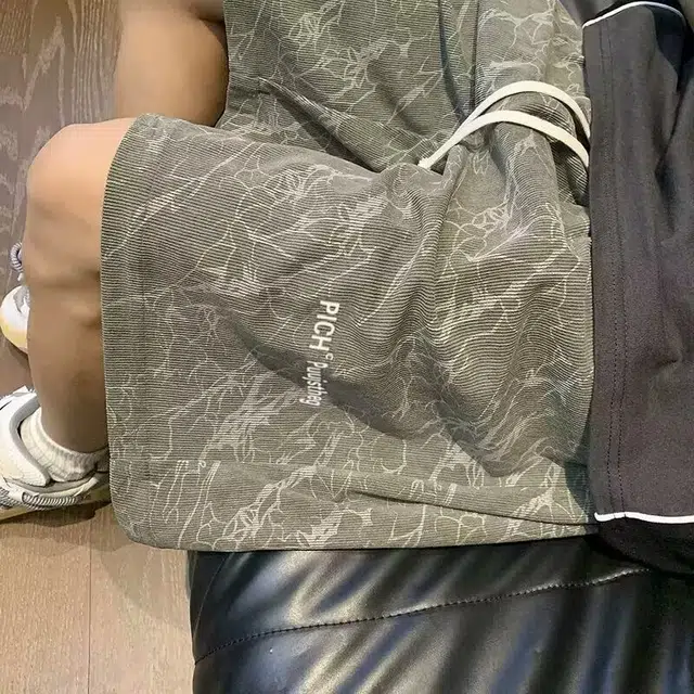 木木兔 夏季潮流男装休闲透气健身速干短裤宽松直筒韩版小众设计 男款