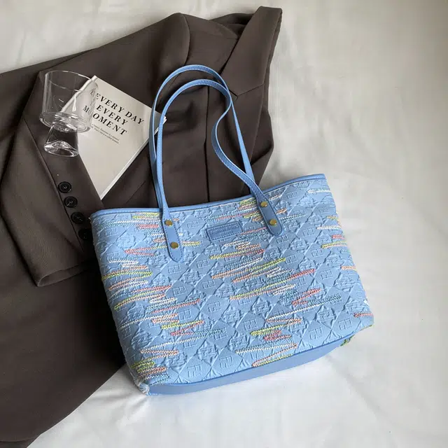 ROSEDAWN Tote