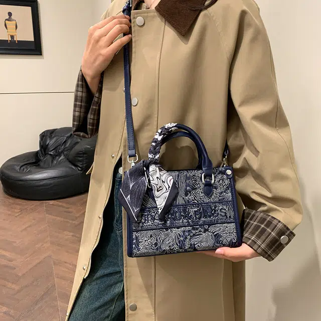 ROSEDAWN tote PU
