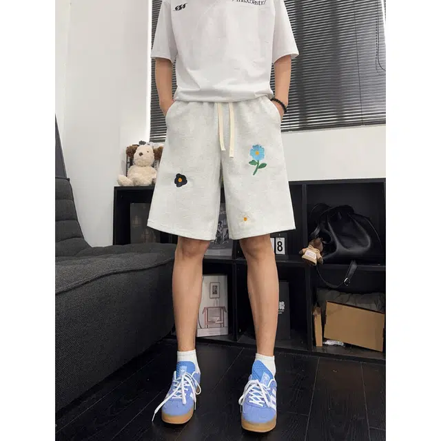 黑马漫画 美式复古潮流舒适时尚宽松百搭五分休闲短裤 男女同款