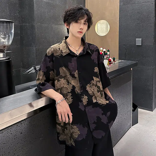 黑马漫画 泰国休闲新中式上衣复古巴洛克花短袖衬衫 男女同款 黑色