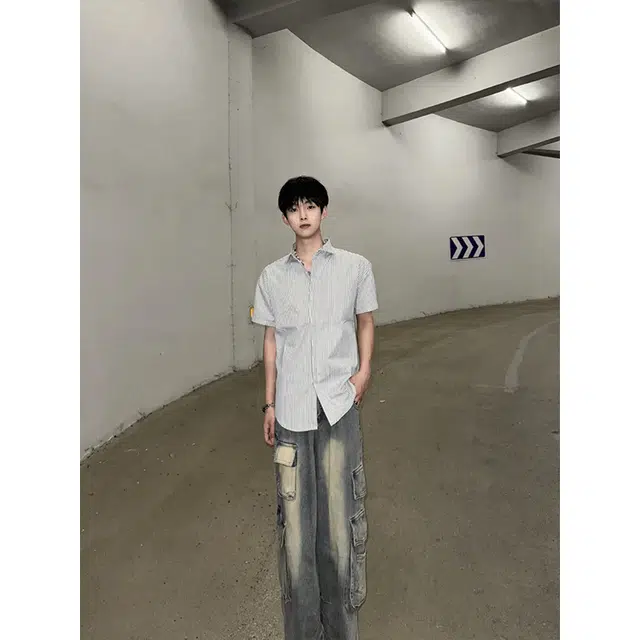 黑马漫画 高级感条纹夏季设计感韩版休闲廓形衬衣外套小众短袖衬衫 男女同款