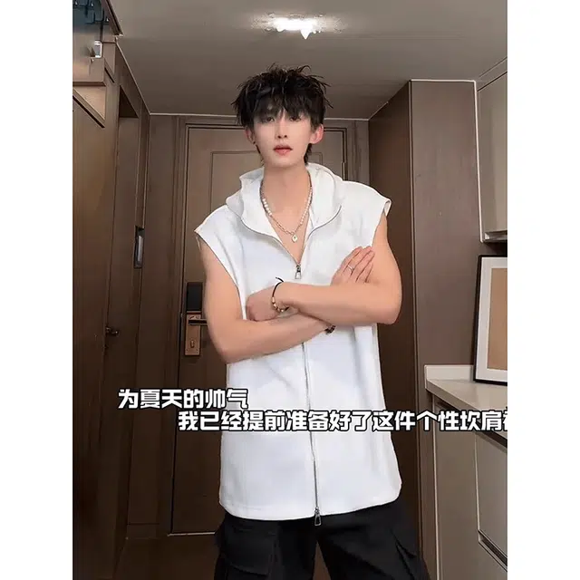 黑马漫画 高街美式设计感连帽坎肩薄款无袖背心 男女同款