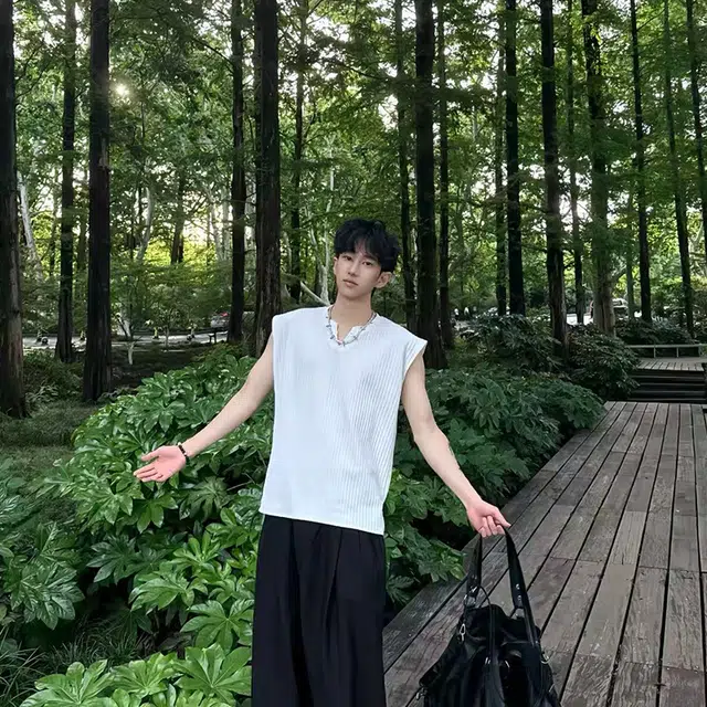V