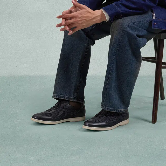 MARLINGEVANS x THOM WILLS