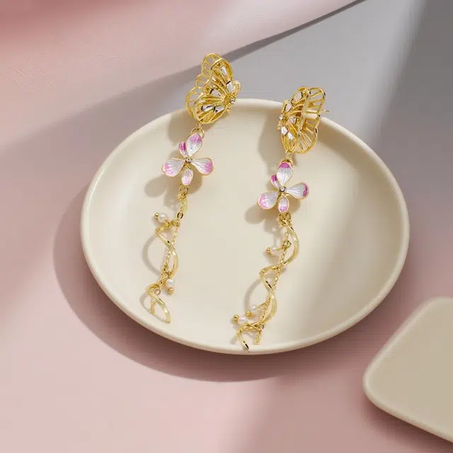 彤彤兔 梦幻不对称蝴蝶花朵耳环女复古耳坠超仙耳饰品#好运 合金树脂 耳钉 女款